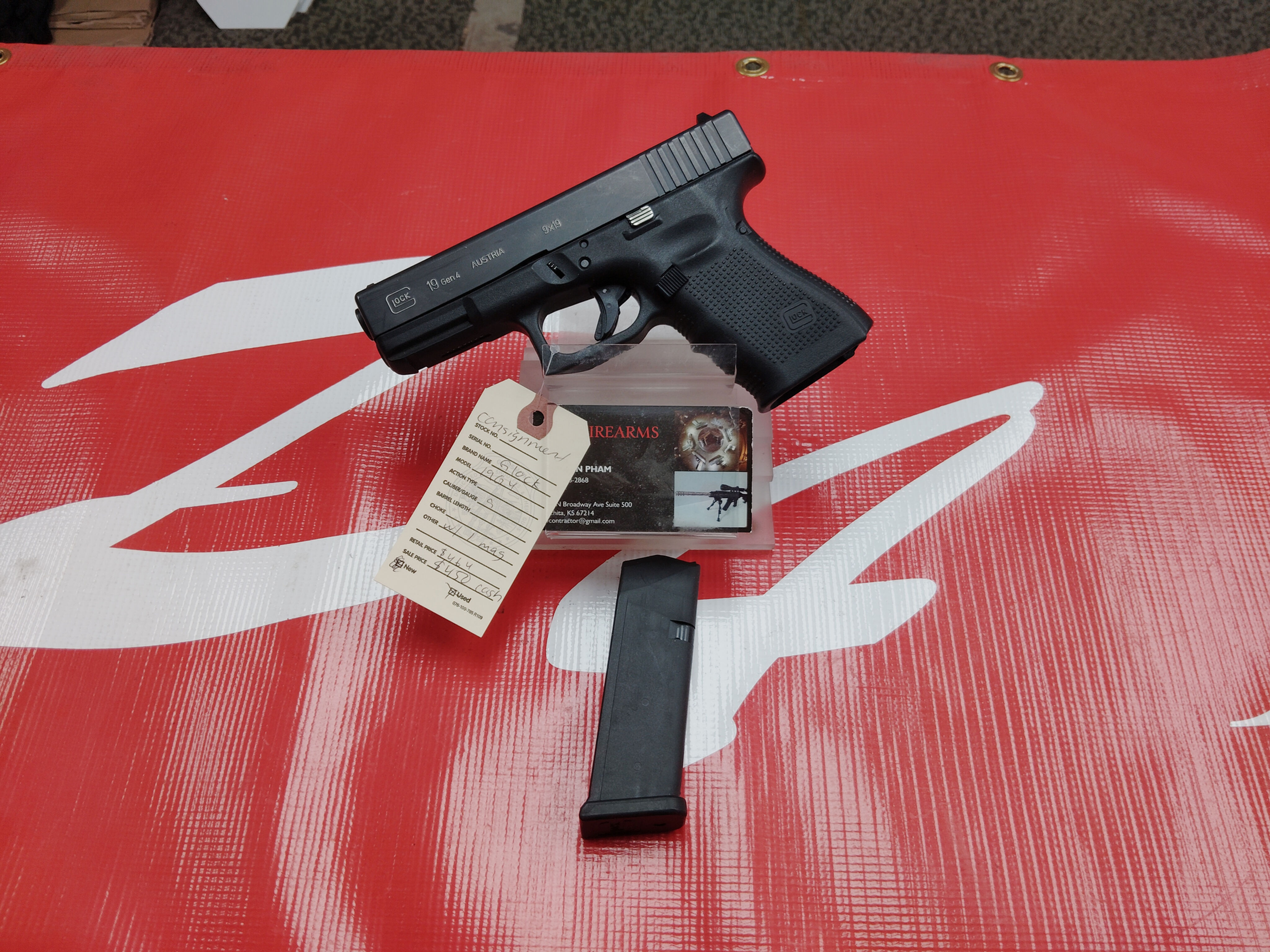 CONSIGNMENT: USED GLOCK 19G4 9MM WITH 1 MAG