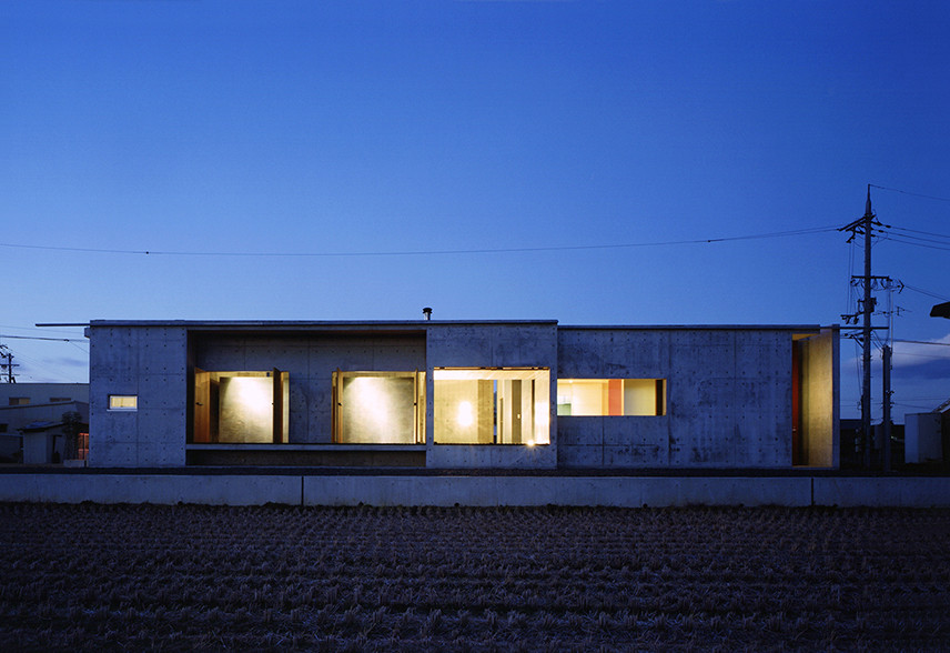 EShouse-01 新築 住宅 平屋建て RC コンクリート造 木造 鉄骨造 奈良県 磯城郡 シンプル モダン 外観 夜景