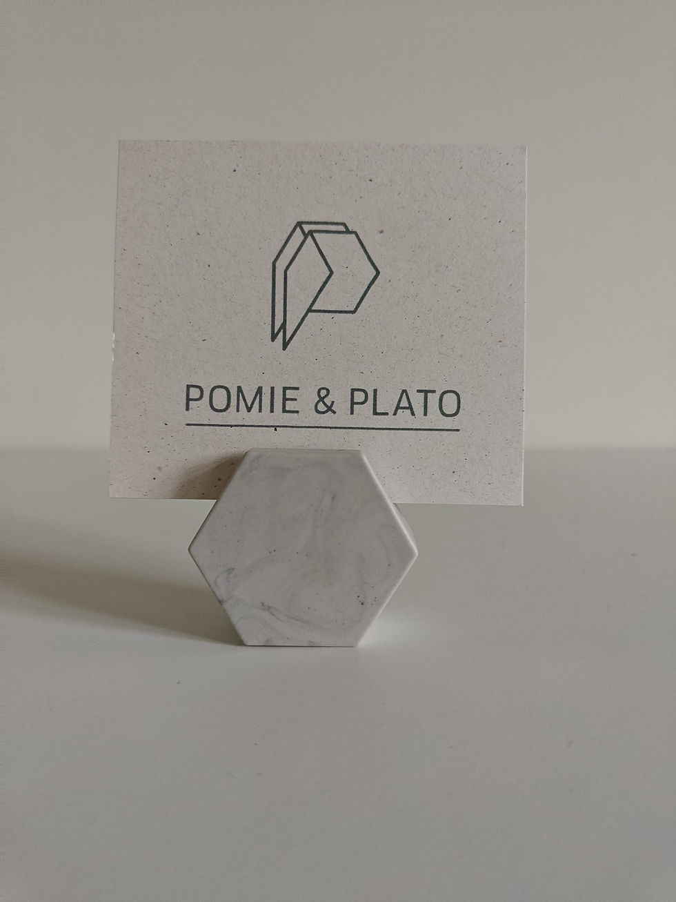 Thumbnail: B2B - Kaartenhouder - Zeshoek