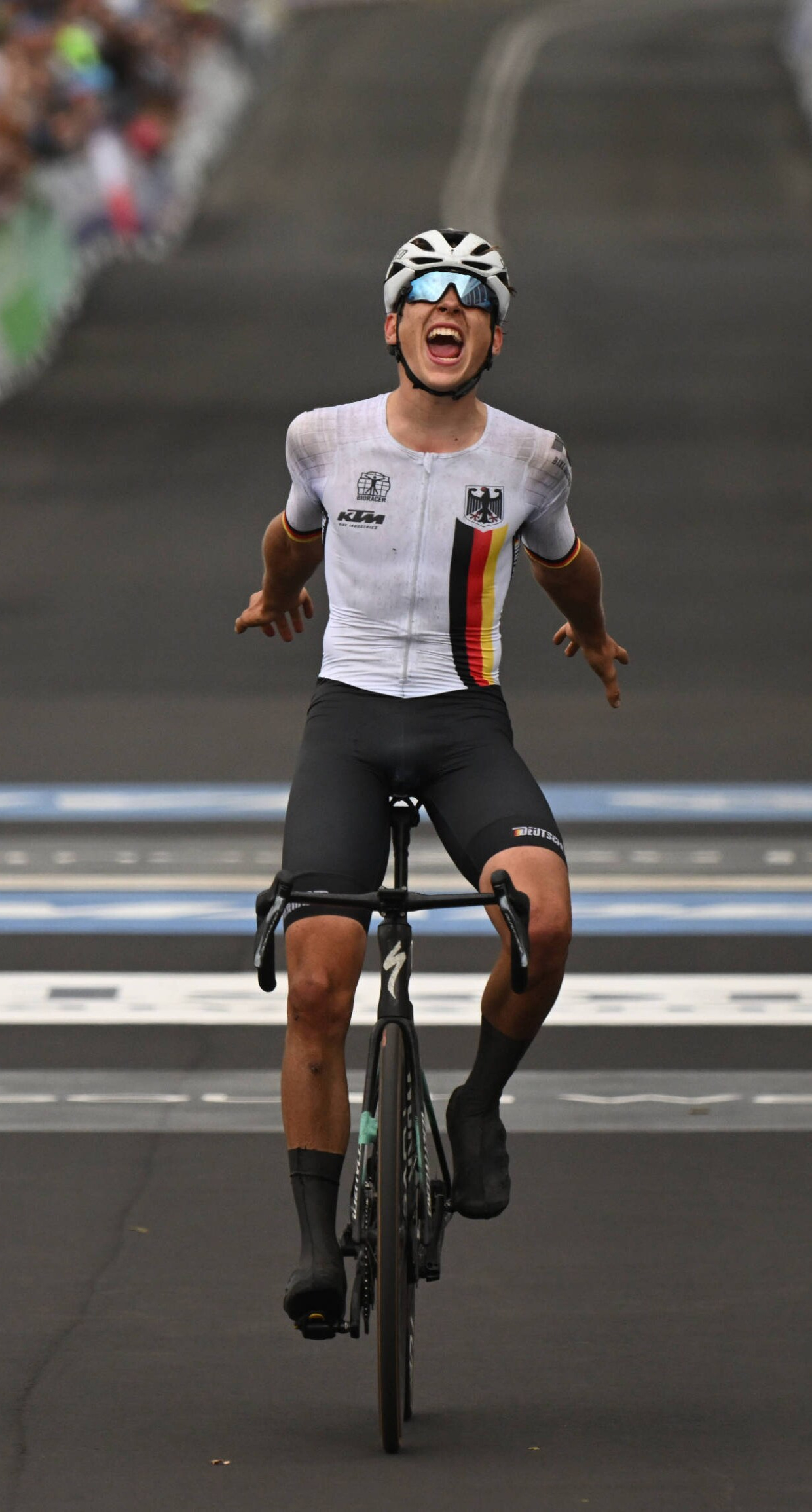 Emil Herzog bei Sport Haschko