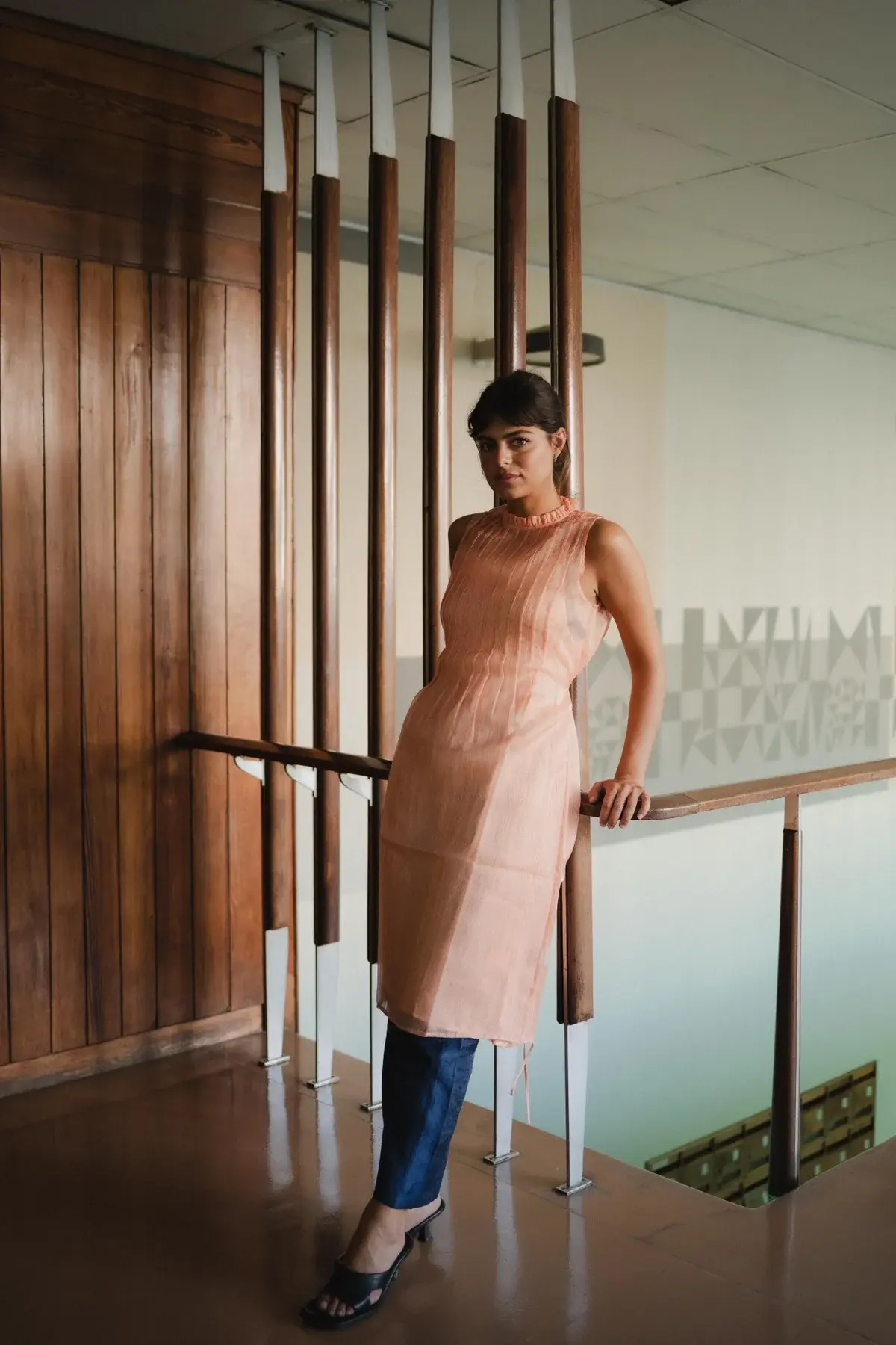 VESTIDO MIDI PLEATED SALMÃO