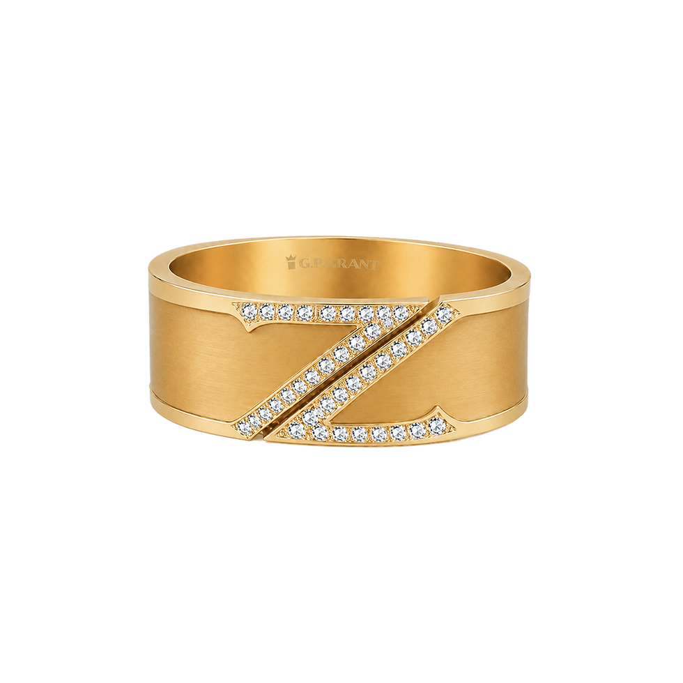 Zaven 18K yellow gold ring with satin and polished finishes and diamonds Z. خاتم من الذهب والألماس. Anello in oro e diamanti