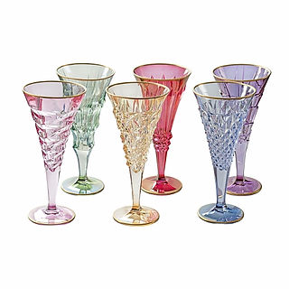 Nos VERRES À WHISKY et VERRES À VIN en CRISTAL ajoutent de l’élégance à chaque gorgée. ACHETEZ DES VERRES À CHAMPAGNE EN LIGNE et plus encore dans notre BOUTIQUE EN LIGNE DE VERRERIE.