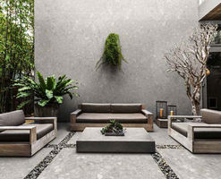 English:
Ceppo SL – large-format sintered stone with textures inspired by natural grey stone, ideal for elegant interiors and architectural facades.
Russian:
Ceppo SL — крупноформатный спечённый камень с текстурой натурального серого камня для изысканных интерьеров и архитектурных фасадов.
German:
Ceppo SL – großformatiger gesinterter Stein mit der Textur von natürlichem grauem Stein, ideal für stilvolle Innenräume und Fassaden.
Spanish:
Ceppo SL – piedra sinterizada de gran formato con textura inspirada en la piedra natural gris, ideal para interiores elegantes y fachadas.
French:
Ceppo SL – pierre frittée grand format avec texture inspirée de la pierre naturelle grise, parfaite pour les intérieurs raffinés et les façades.
Italian:
Ceppo SL – pietra sinterizzata di grande formato con texture ispirata alla pietra naturale grigia, ideale per interni eleganti e rivestimenti esterni.
Arabic:
سيبو SL – حجر مكبوس كبير الحجم بملمس مستوحى من الحجر الرمادي الطبيعي، مثالي للمساحات الداخلية الراقية والواجهات المعمارية.