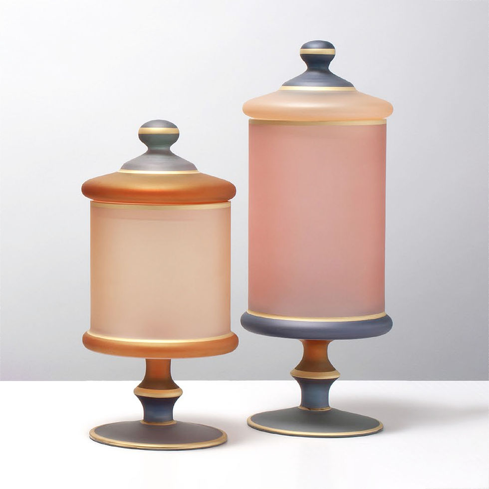 Kristalldosen-Set: Set aus 2 mattierten Dosen mit goldenen Akzenten, handbemalt in Pastellfarben für einen luxuriösen Touch.