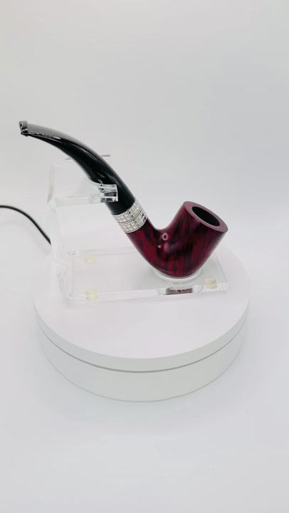 Miniaturbild: Artisan tobacco pipe crafted from polished red briar with silver double ring detail, pipe à fumer
