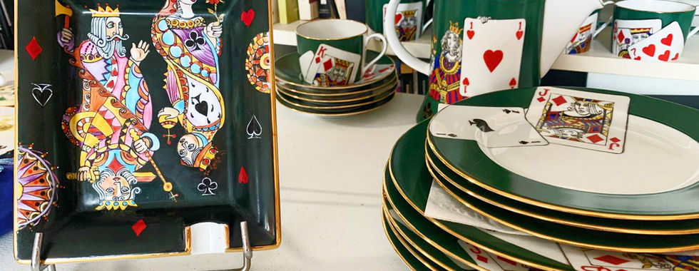 Porcelain Poker Mugs and Plates: Elevate your dining experience with hand-painted porcelain coffee mugs and elegant porcelain plates, featuring intricate poker designs. Available in both dinner and dessert sizes, each piece is crafted from premium Limoges porcelain.