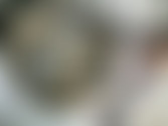 Découvrez le mobilier en pierre de luxe avec le Granite Labradorite Bleu. Transformez votre intérieur en œuvre d'art avec notre mobilier en pierre.