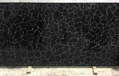 English: Obsidian tiles & panels with silver foil,
German: Obsidianfliesen und -platten mit Silberfolie,
Spanish: Baldosas y paneles de obsidiana con lámina de plata,
French: Carreaux et panneaux en obsidienne avec feuille d’argent,
Italian: Piastrelle e pannelli in ossidiana con foglia d’argento,
Russian: Плитка и панели из обсидиана с серебряной фольгой,
Arabic: بلاطات وألواح من السبج مع رقائق فضية