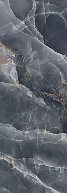 Skinlam Alaska Negro SG — крупноформатный тонкий керамогранит с эффектом оникса (ónice), полудрагоценного камня, высоко ценимого за свою эксклюзивность. Модель Alaska вдохновлена трендом бесконечной роскоши, где доминируют опулентность, максимализм, насыщенные цвета и яркие контрасты. Идеальный выбор для стильных интерьеров и фасадов, подчеркивающих индивидуальность и статус.
Ключевые слова:
керамогранит оникс, тонкий керамогранит, крупноформатный керамогранит, керамогранит под камень, полудрагоценный камень, эксклюзивный дизайн, роскошь, максимализм, насыщенные цвета, контрасты, фасады, интерьер, долговечность, стиль, Skinlam Alaska Negro SG