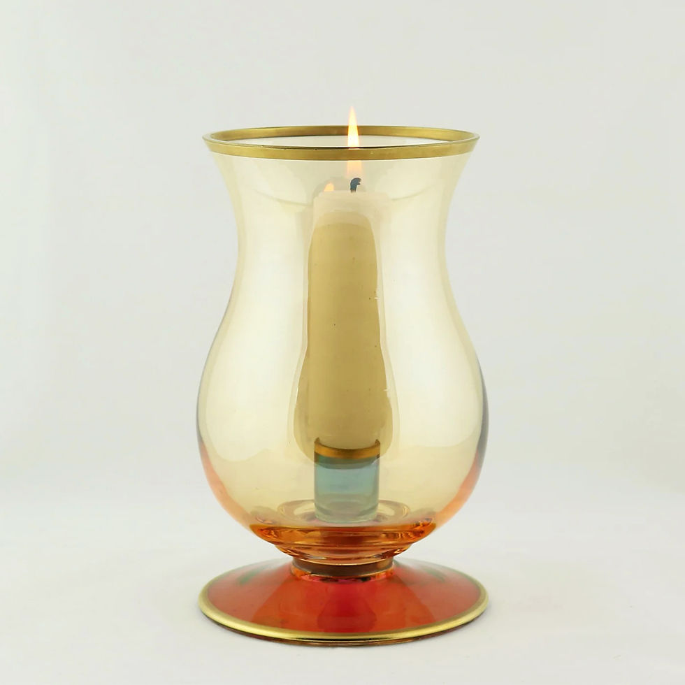 الصورة المصغرة: Bougeoir Artisanal : Verre peint à la main en teintes pastel, avec un pied rouge et un corps ambré.