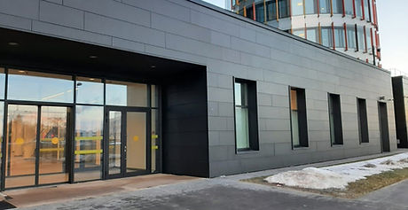 БЦ «Авиор Тауэр», Санкт Петербург, ул. Стартовая, 2021-22. Облицовка фасадов: фиброцементные панели Duranit Transparent;