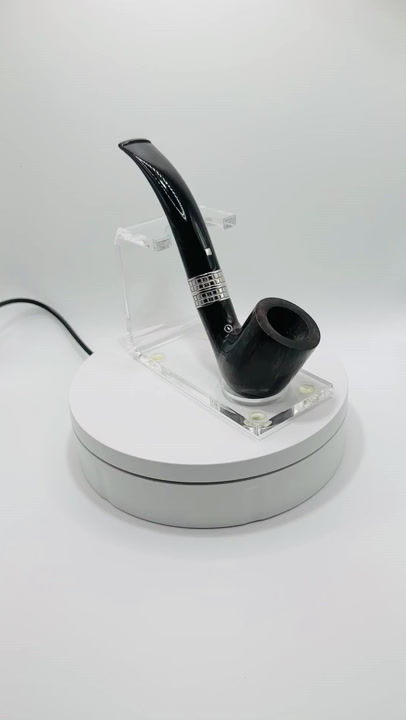 Thumbnail: Classic dark briar tobacco pipe with curved shape and silver double ring, pipa de fumar
