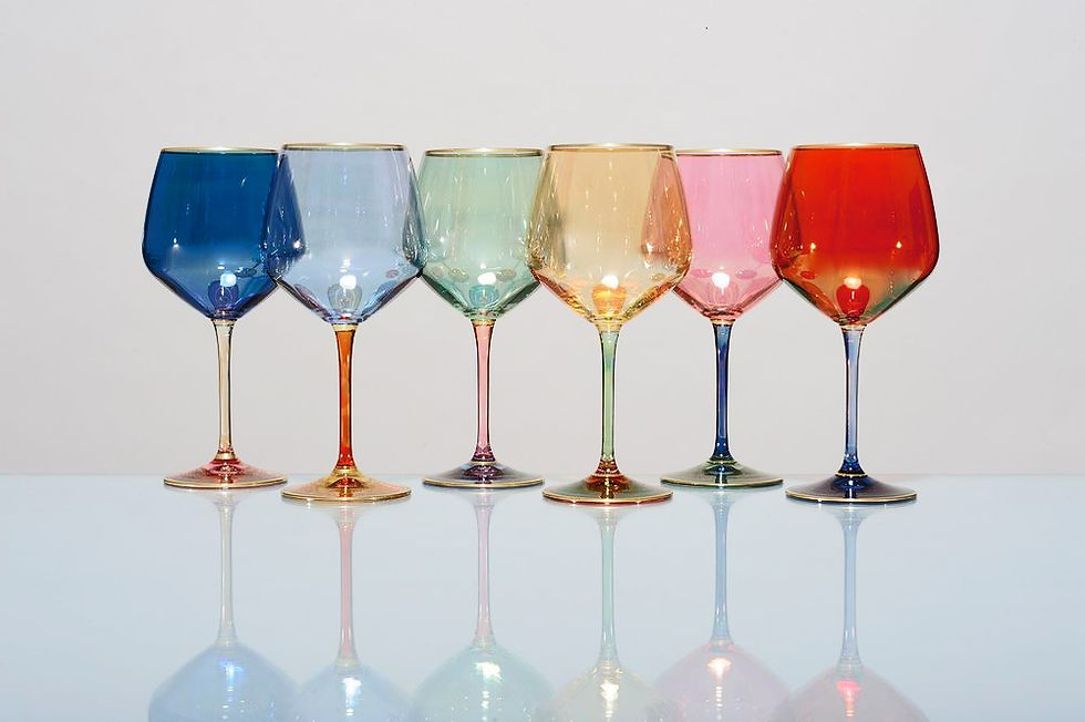 Miniatura: Buy vibrant crystal wine glasses online and elevate your wine experience with elegance.