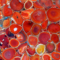 Duramica Glassonyx Red Agate Panels infuse spaces with the vibrant energy of red agate. The backlit stone technology highlights the bold patterns and deep colors, making these panels a perfect choice for modern interior design and luxury wall panels decorative solutions. Deutsch:
Rote Achat-Paneele erfüllen Räume mit der lebendigen Energie des roten Achats. Die Duramica Glassonyx hinterleuchtete Steintechnologie hebt die kräftigen Muster und tiefen Farben hervor und macht diese Paneele zur perfekten Wahl für modernes Innendesign und dekorative Lösungen für luxuriöse Wandpaneele.

Español:
Los paneles de ágata roja infunden a los espacios con la energía vibrante del ágata roja. La tecnología de piedra retroiluminada Duramica Glassonyx resalta los patrones audaces y los colores profundos, lo que convierte a estos paneles en una opción perfecta para el diseño de interiores modernos y soluciones decorativas de paneles de pared de lujo.

Français:
Les panneaux en agate rouge insufflent une énergie vibrante d’agate rouge dans les espaces. La technologie de pierre rétroéclairée Duramica Glassonyx met en valeur les motifs audacieux et les couleurs profondes, faisant de ces panneaux un choix parfait pour le design intérieur moderne et les solutions décoratives de panneaux muraux de luxe.

Italiano:
I pannelli in agata rossa infondono agli spazi l’energia vibrante dell’agata rossa. La tecnologia della pietra retroilluminata Duramica Glassonyx esalta i modelli audaci e i colori profondi, rendendo questi pannelli una scelta perfetta per il design d’interni moderni e soluzioni decorative per pannelli murali di lusso.

العربية:
تضفي ألواح الأباتيت الأحمر طاقة نابضة بالحياة من الأباتيت الأحمر على المساحات. تبرز تقنية الحجر الخلفي Duramica Glassonyx الأنماط الجريئة والألوان العميقة، مما يجعل هذه الألواح الخيار المثالي لتصميم الديكور الداخلي العصري وحلول الألواح الجدارية الفاخرة.

Русский:
Красные агатовые панели наполняют пространство энергией яркого красного агата. Технология подсветки камня Duramica Glassonyx подчеркивает смелые узоры и глубокие цвета, что делает эти панели идеальным выбором для современного дизайна интерьера и декоративных решений для роскошных стеновых панелей.