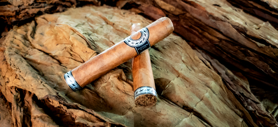 Los cigarros dominicanos de Zaven by G.P.Grant son sinónimo de calidad y tradición. ¡Prueba nuestros puros hoy mismo!