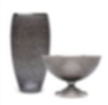 Entdecken Sie die Aqua Kleine Graue Kristallschale mit einem edlen Platinrand, ideal für einen luxuriösen Akzent.