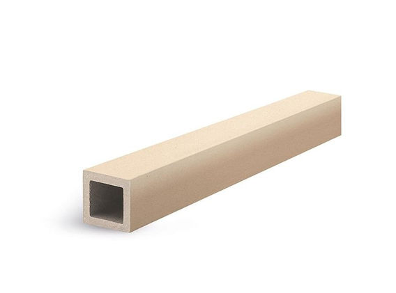 Керамический багет квадратный — это декоративный облицовочный элемент, предназначенный для оформления фасадов, оконных проемов и интерьеров. Благодаря прочной керамической структуре и геометрически точной форме, он обеспечивает стильную и долговечную отделку. Идеален для создания выразительных архитектурных акцентов, устойчив к внешним воздействиям и гармонично вписывается в классические и современные дизайнерские решения.