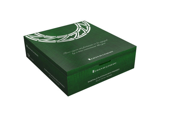Ultra Premium Cigar Emerald Platinum EntreActos 30 - Fine cigars from the best cigar brands, providing a rich and complex flavor profile.