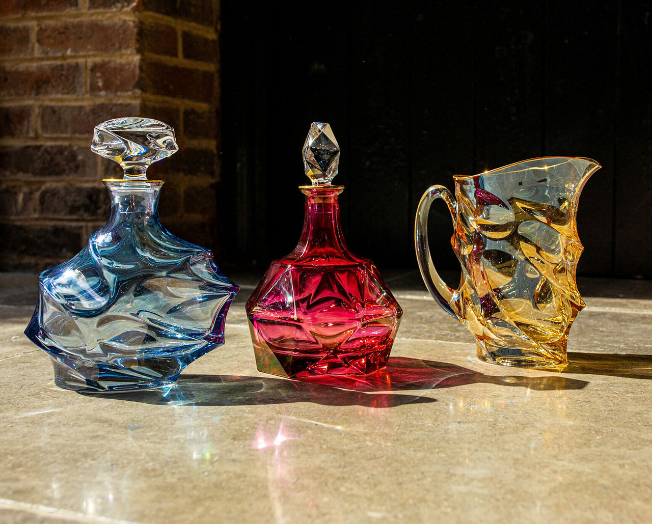 Discover luxury Crystal Decanters and Crystal Wine Decanters at our Glassware Online Shop. Featuring fine pieces from Griffe Montenapoleone and Vetrerie di Empoli, our collection includes Crystal Glasses, Crystal Glass Sets, and premium Drinkware options.
