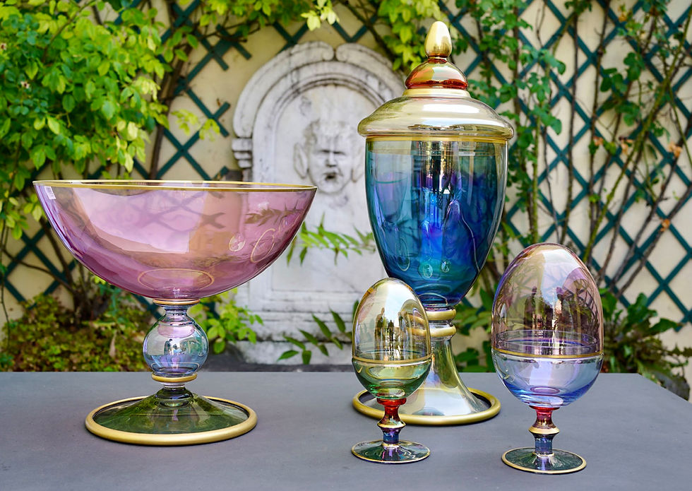 Miniaturbild: Harlequin Crystal Fruit Bowls Set: A multicolour masterpiece of traditional craftsmanship with refined design and delicate ha