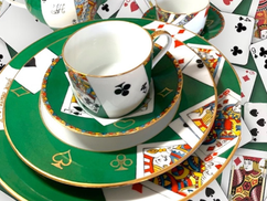 مجموعة البوكر: أطقم مائدة من خزف ليموج الفاخر والمزخرفة يدويًا - أناقة خالدة تلتقي بالابتكار الحديث