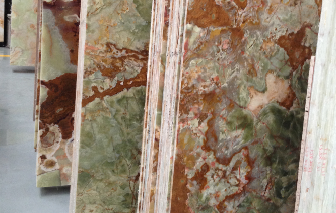Luxurious Gemstone Illumination: Enhance your interior design with the DURAMICA GEMSTONES & Glassonyx Collection. Our backlit panels, featuring onyx, agate, and quartz, offer a radiant and sophisticated touch to modern spaces. These decorative wall solutions provide a unique design solution, highlighting the natural beauty of the stones. Deutsch:
Luxuriöse Edelsteinbeleuchtung: Verbessern Sie Ihr Interior Design mit der DURAMICA GEMSTONES & Glassonyx-Kollektion. Unsere hinterleuchteten Paneele aus Onyx, Achat und Quarz verleihen modernen Räumen einen strahlenden und eleganten Akzent. Diese dekorativen Wandlösungen bieten eine einzigartige Designlösung und heben die natürliche Schönheit der Steine hervor.

Español:
Iluminación de piedras preciosas de lujo: Mejora el diseño de tu interior con la colección DURAMICA GEMSTONES & Glassonyx. Nuestros paneles retroiluminados, elaborados con ónix, ágata y cuarzo, ofrecen un toque radiante y sofisticado a los espacios modernos. Estas soluciones decorativas para paredes proporcionan una solución de diseño única, destacando la belleza natural de las piedras.

Français:
Éclairage luxueux en pierres précieuses : Améliorez votre design intérieur avec la collection DURAMICA GEMSTONES & Glassonyx. Nos panneaux rétroéclairés, composés d’onyx, d’agate et de quartz, apportent une touche rayonnante et sophistiquée aux espaces modernes. Ces solutions murales décoratives offrent une solution de design unique, mettant en valeur la beauté naturelle des pierres.

Italiano:
Illuminazione lussuosa in pietre preziose: Migliora il design del tuo interno con la collezione DURAMICA GEMSTONES & Glassonyx. I nostri pannelli retroilluminati, realizzati con onice, agata e quarzo, offrono un tocco radioso e sofisticato agli spazi moderni. Queste soluzioni decorative per pareti offrono una soluzione di design unica, esaltando la bellezza naturale delle pietre.

العربية:
إضاءة فاخرة بالأحجار الكريمة: عزز تصميمك الداخلي مع مجموعة DURAMICA GEMSTONES & Glassonyx. توفر ألواحنا المضيئة، المصنوعة من الأونيكس والجزع والكوارتز، لمسة متألقة وراقية للمساحات الحديثة. توفر هذه الحلول الجدارية الديكورية حلاً تصميمياً فريداً، مما يبرز الجمال الطبيعي للأحجار.

Русский:
Роскошное освещение из драгоценных камней: Улучшите дизайн интерьера с коллекцией DURAMICA GEMSTONES & Glassonyx. Наши подсвеченные панели, выполненные из оникса, агата и кварца, придают современным пространствам яркий и утончённый акцент. Эти декоративные стеновые решения предлагают уникальную дизайнерскую концепцию, подчеркивая природную красоту камней.