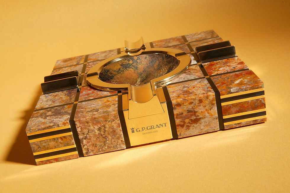 Миниатюра: luxury cigar ashtray crafted from yellow jasper for refined cigar use, أفضل منفضة سيجار فاخرة وباهظة الثمن من الفئة الممتازة