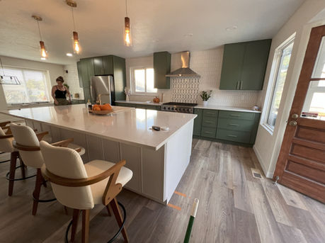 Beautiful Kitchen counter and cabinet remodel