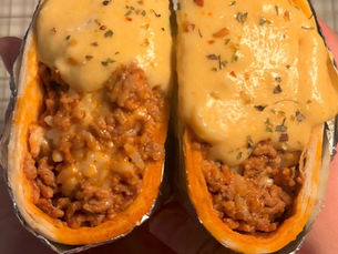 Cheesy Beef Burrito
Cheesy Beef Burrito