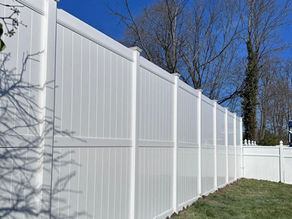 White Vinyl Fence: The Smart Investment