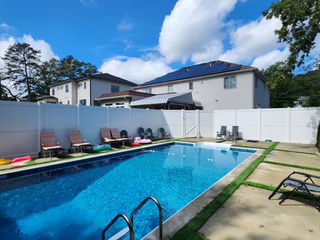Residential White Vinyl Fence