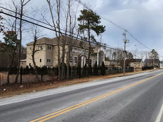 QueFence - Commercial Black Aluminum Fence