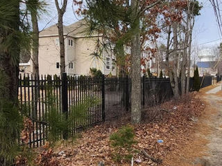 QueFence - Commercial Black Aluminum Fence