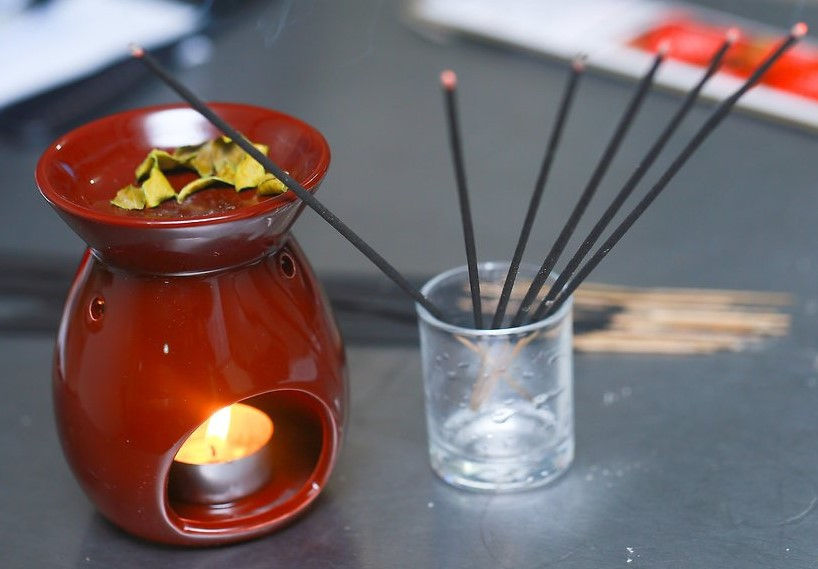 Benefits of Burning Incense