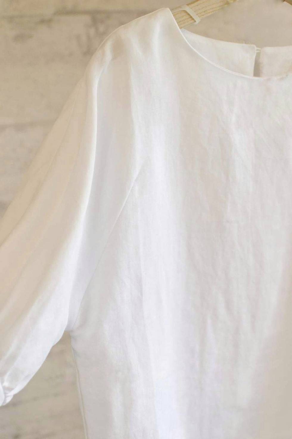 Thumbnail: SASHA LINEN TOP