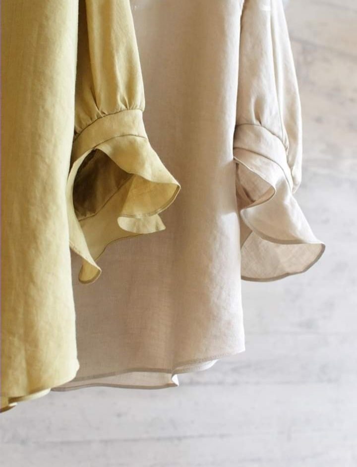 Thumbnail: SASHA LINEN TOP