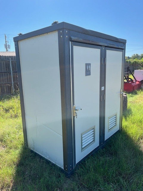 Thumbnail: 2021 Bastone Mobile Restroom