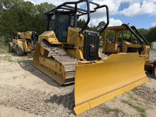 Thumbnail: 2021 Cat D5 LGP with 5,651 hrs.