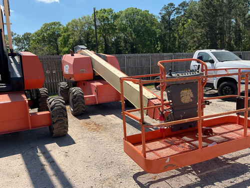 2015 JLG 600S with
