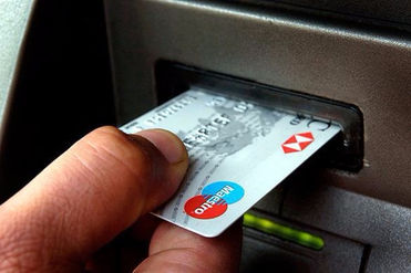 Российские власти чаще задумываются об ограничении оборота наличных денег