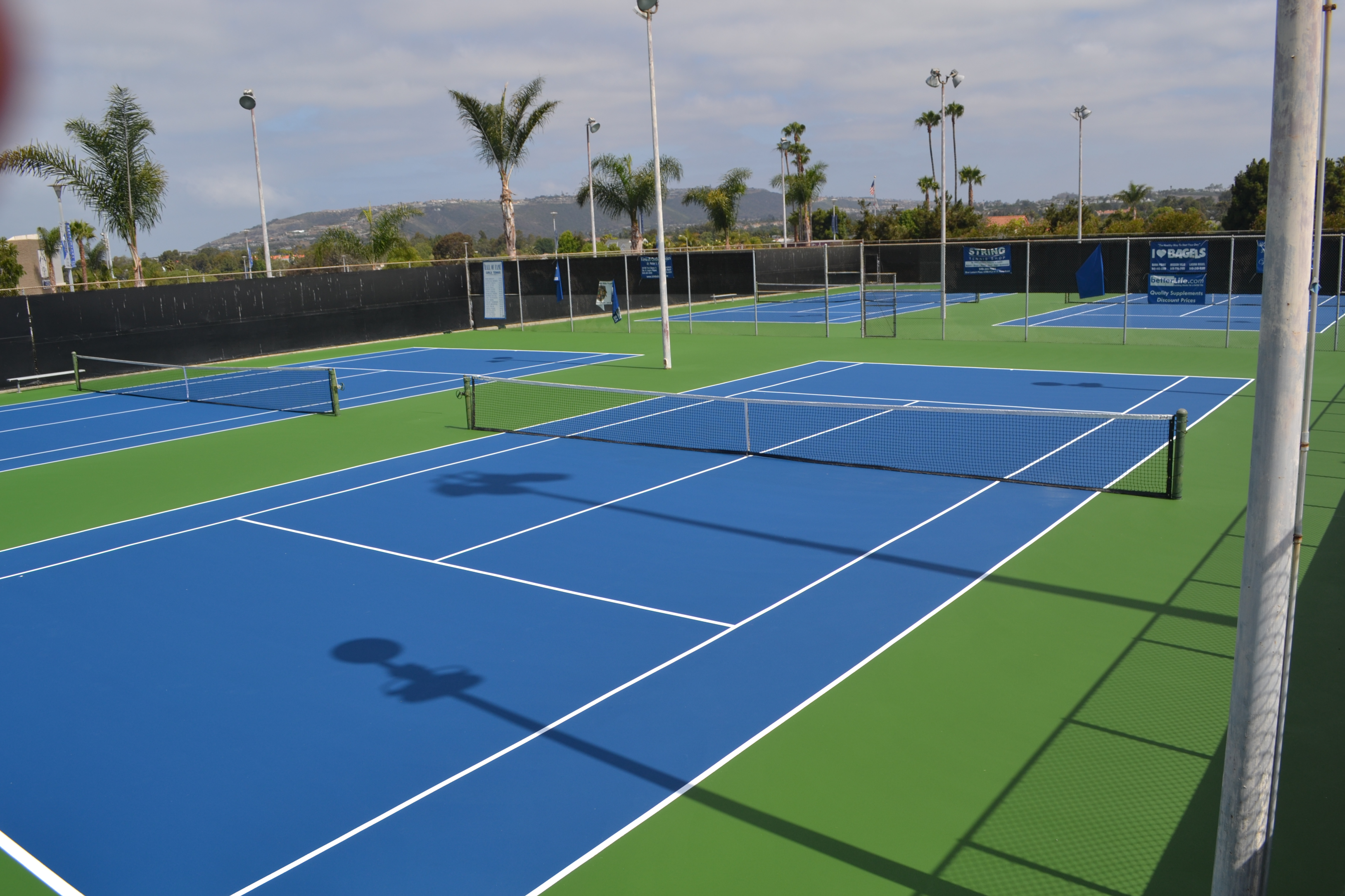 Tennis sports facility