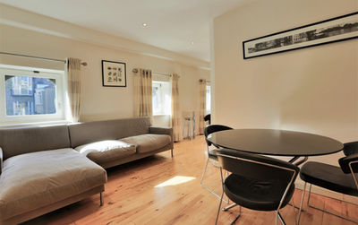 LAD LANE 26B - Lounge (3).jpg