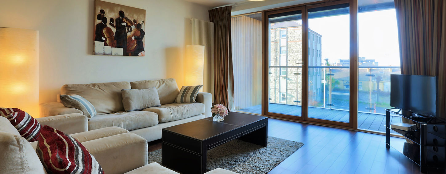 HARBOUR VIEW - Lounge (1).jpg