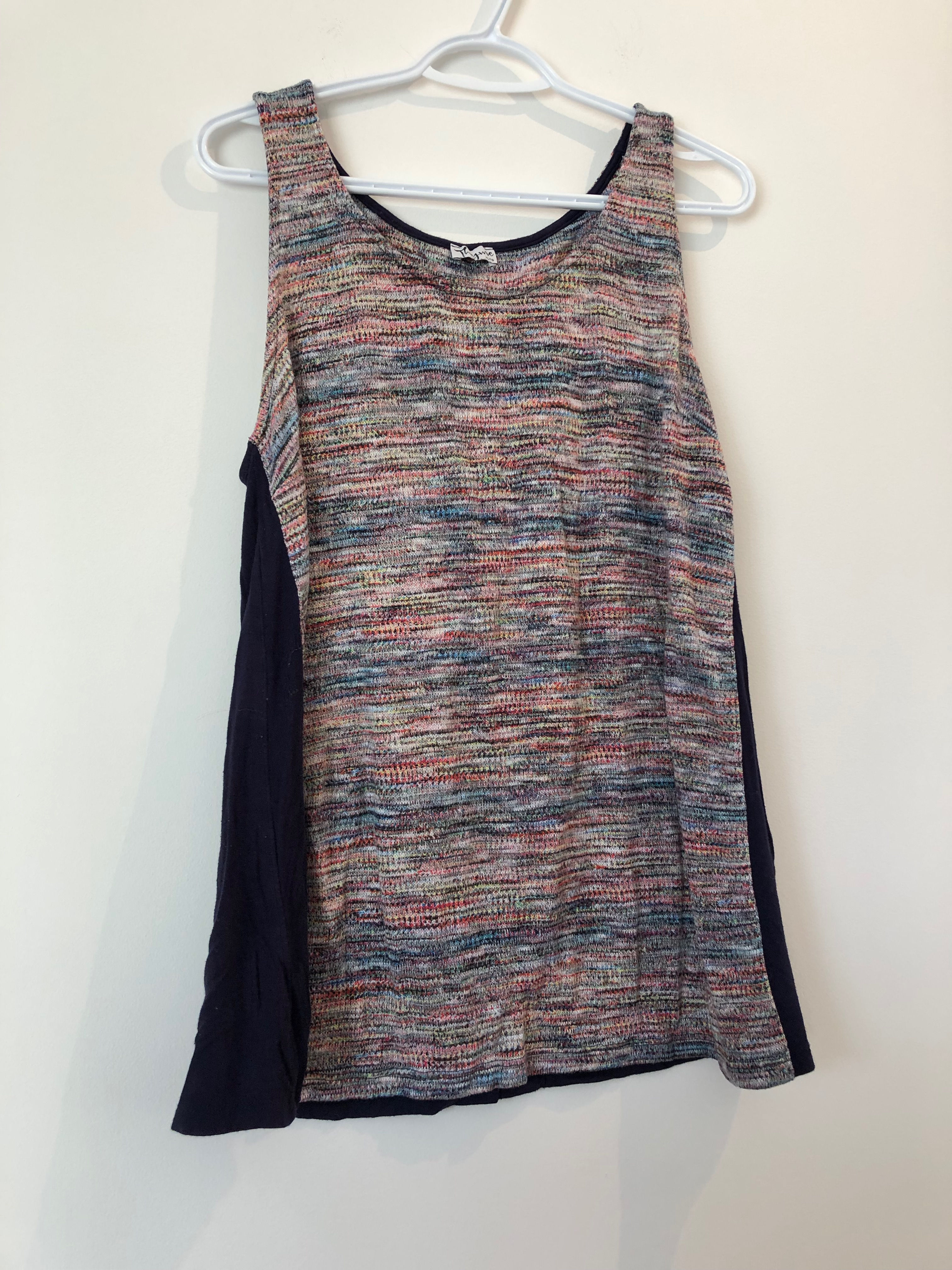 XL stretchy tank top