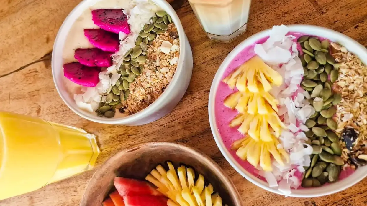 hotel on gili air with vegetarian breakfast