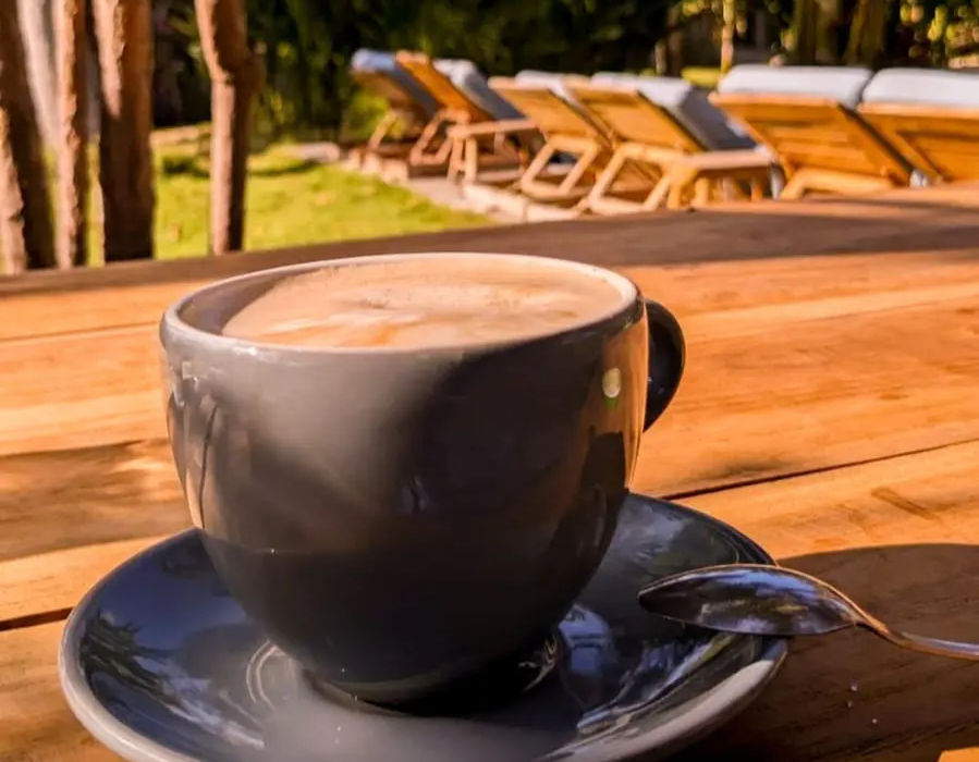 hotel on gili air with vegetarian breakfast