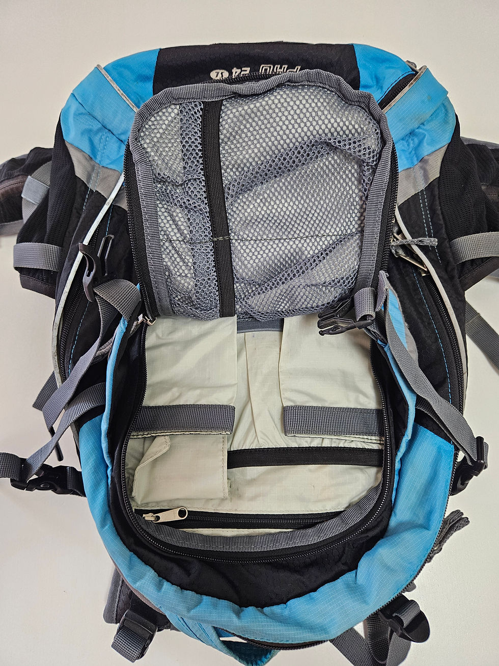 Miniature : Sac à dos de randonnée Deuter Trans Alpine Pro 24 SL - seconde main en bon état 