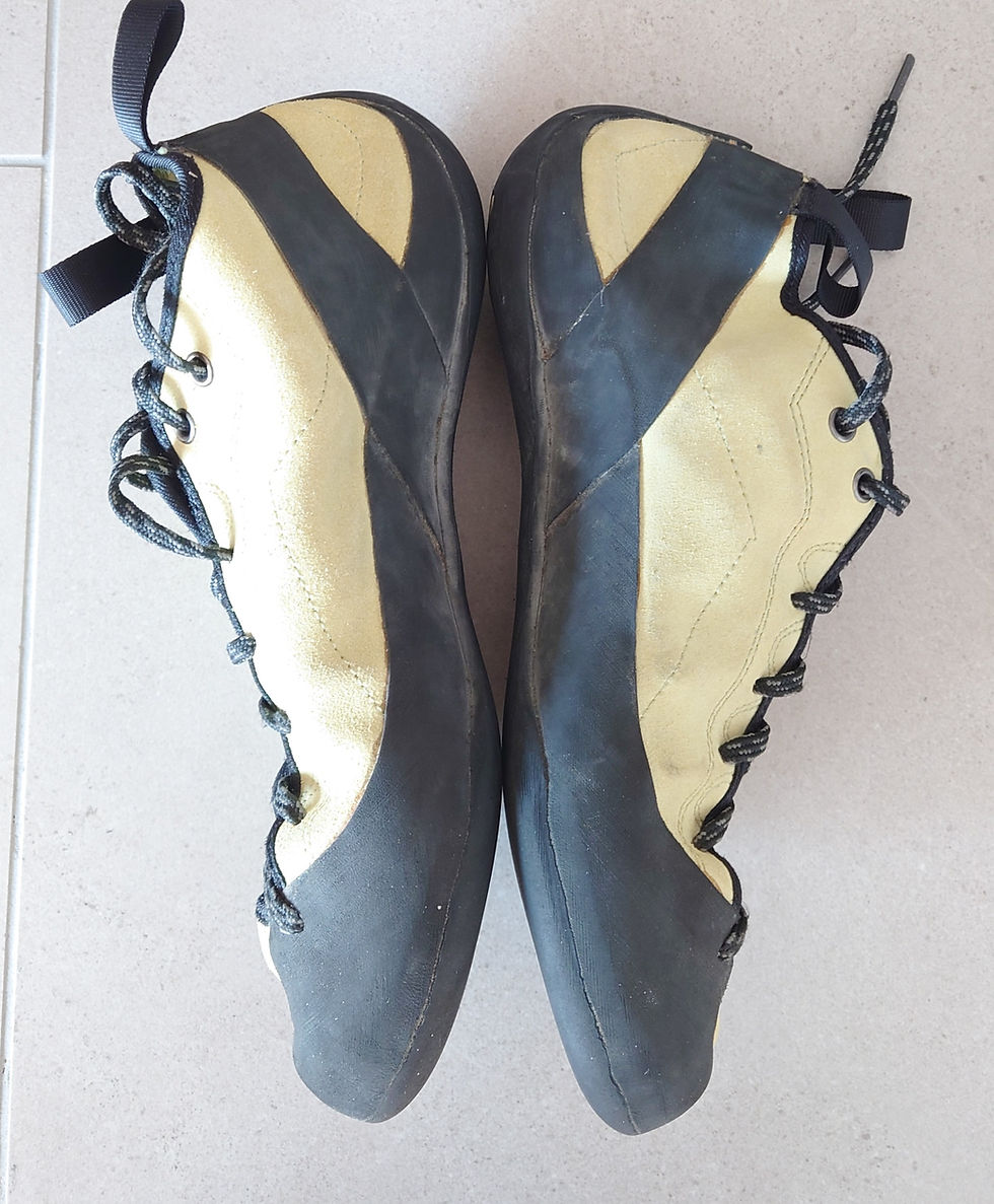 Miniature : Chaussons d'escalade Millet Rock Up - pointure 40 2/3 Seconde main très bon état