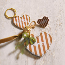 Les_Mignonneries_porte_clés_miroir_pin's_plexi_Coeur_rayés_3